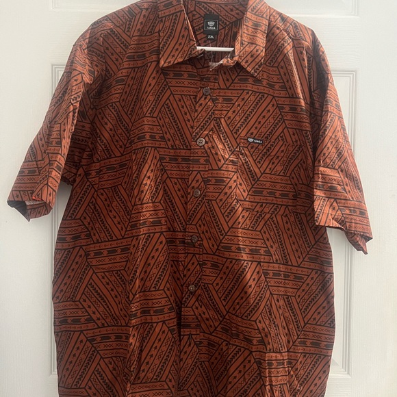 Tanoa Hawaii Button Up Shirt - Picture 4 of 5